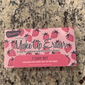 MakeUp Eraser minis in strawberry print, new